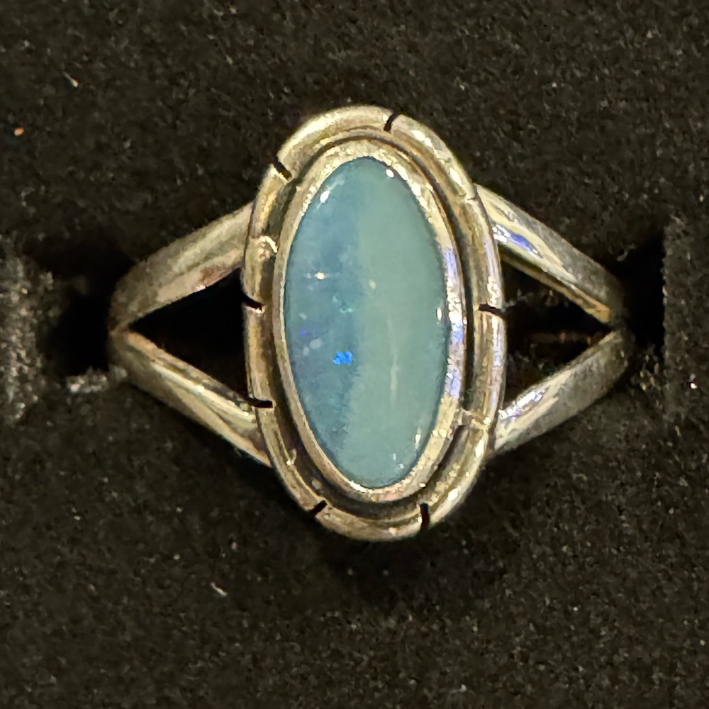 Elegant .925 Sterling Silver and Blue Australian Opal Women's Ring size 7